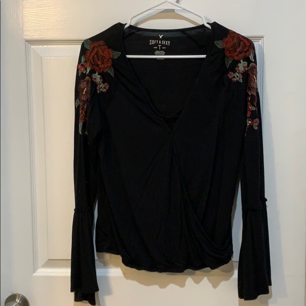 Black and rose detailed long sleeve